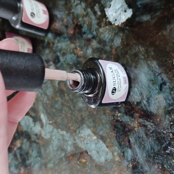 Mini UV nail light and three UR Sugar nail colors. - Picture 8 of 8